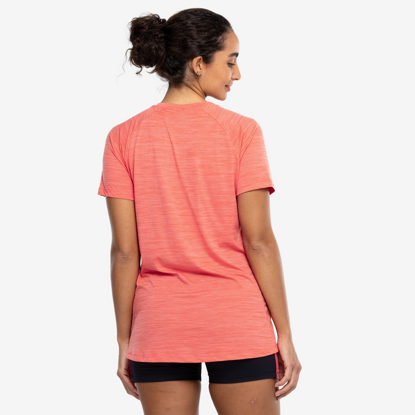 Camiseta Feminina ASICS Manga Curta Sound Mind II - Foto 3