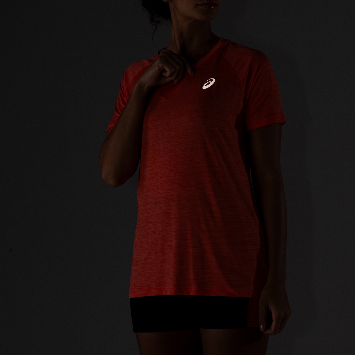 Camiseta Feminina ASICS Manga Curta Sound Mind II - Foto 6