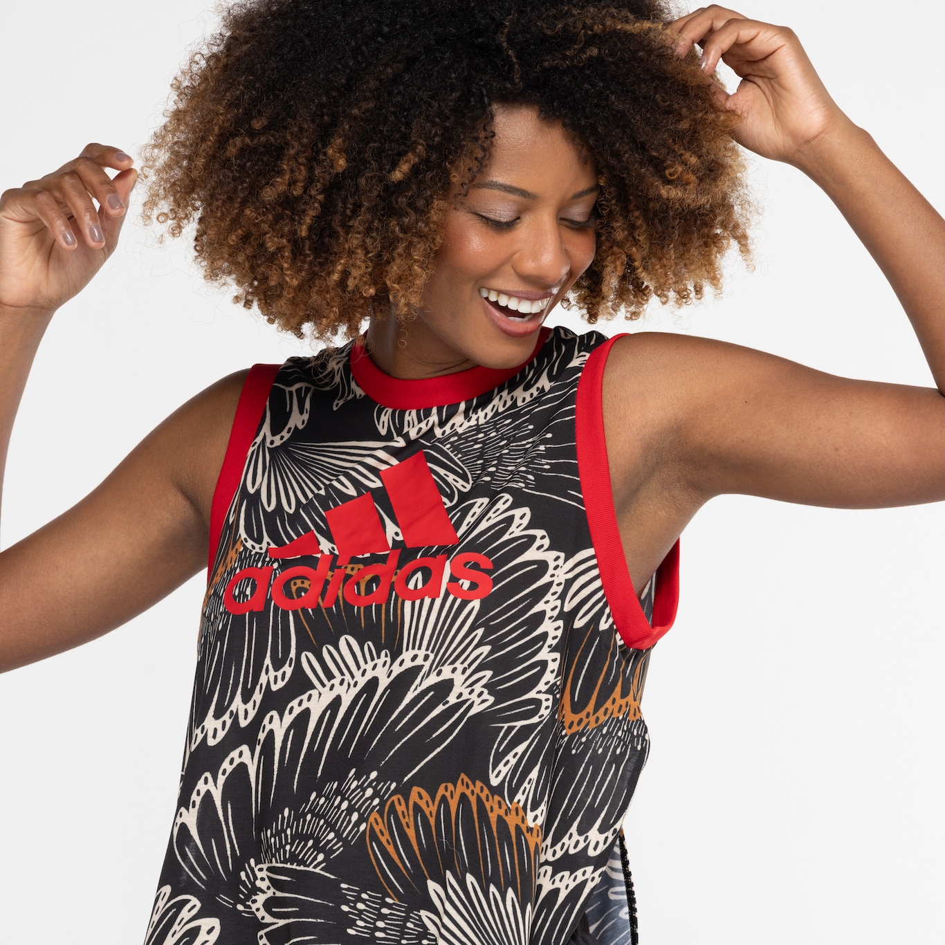 Camiseta do Flamengo X Farm Rio adidas Feminina - Foto 6