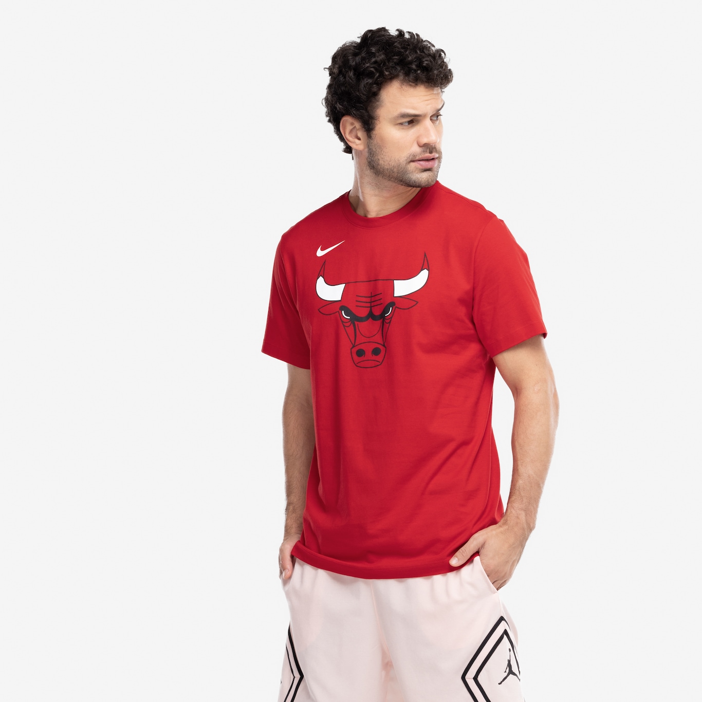 Camiseta do Chicago Bulls Nike Masculina Essentials Logo SS - Foto 5