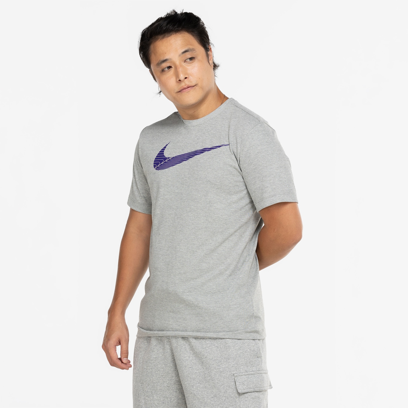 Camiseta Masculina Nike Dri-Fit Tee 2 Yr Swoosh - Foto 4