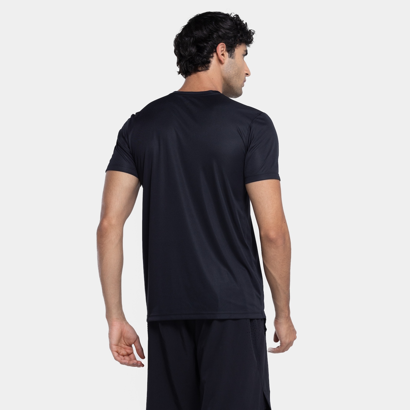 Camiseta Masculina ASICS Manga Curta Anti Odor Estampa Treino - Foto 3