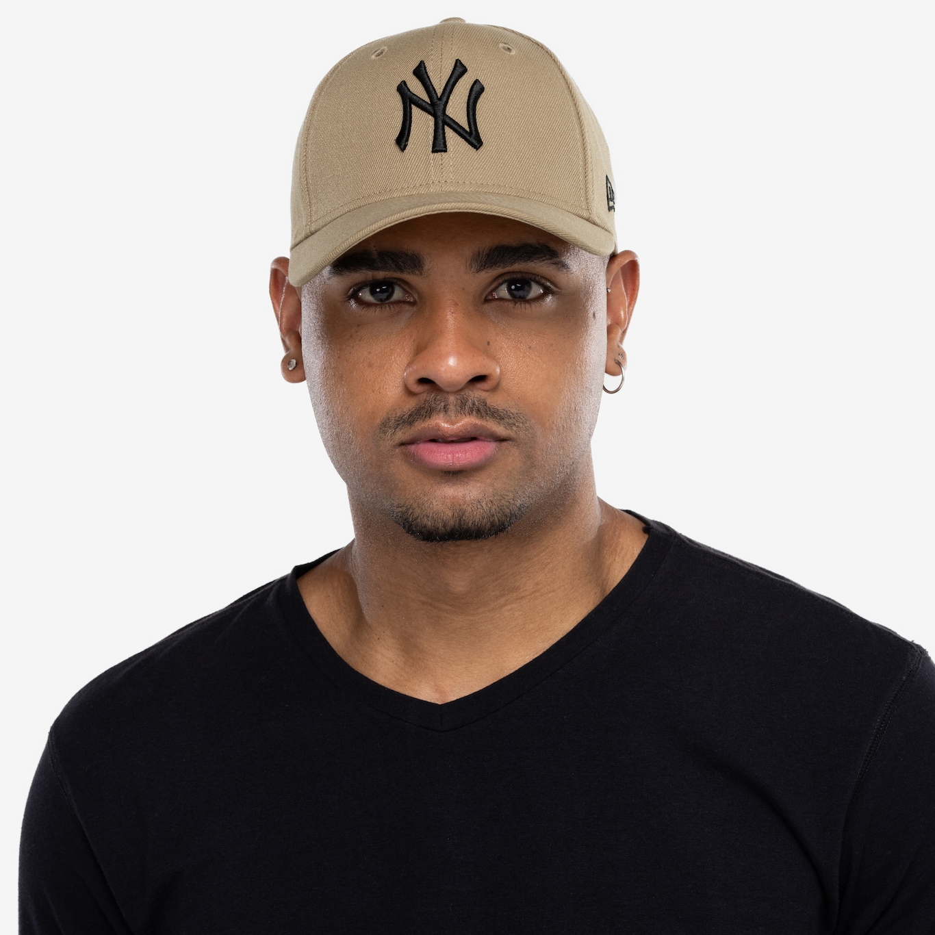 Boné do New York Yankees Aba Curva New Era MLB Snapback Basic 950 SN KHK BLK Adulto - Foto 2