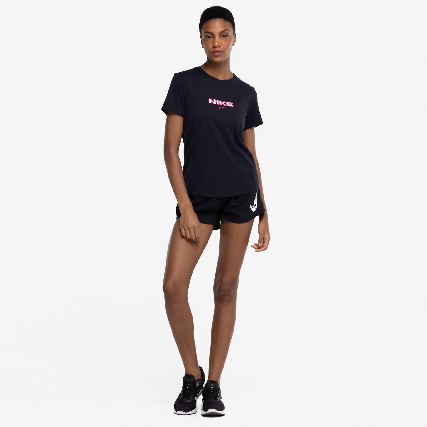 Camiseta Feminina Nike Manga Curta Sportswear XY2k - Foto 4