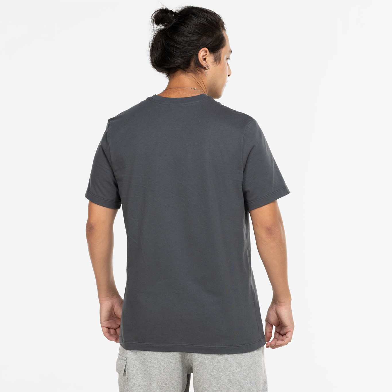 Camiseta Masculina Nike Manga Curta Sportswear 6MO Swoosh - Foto 3