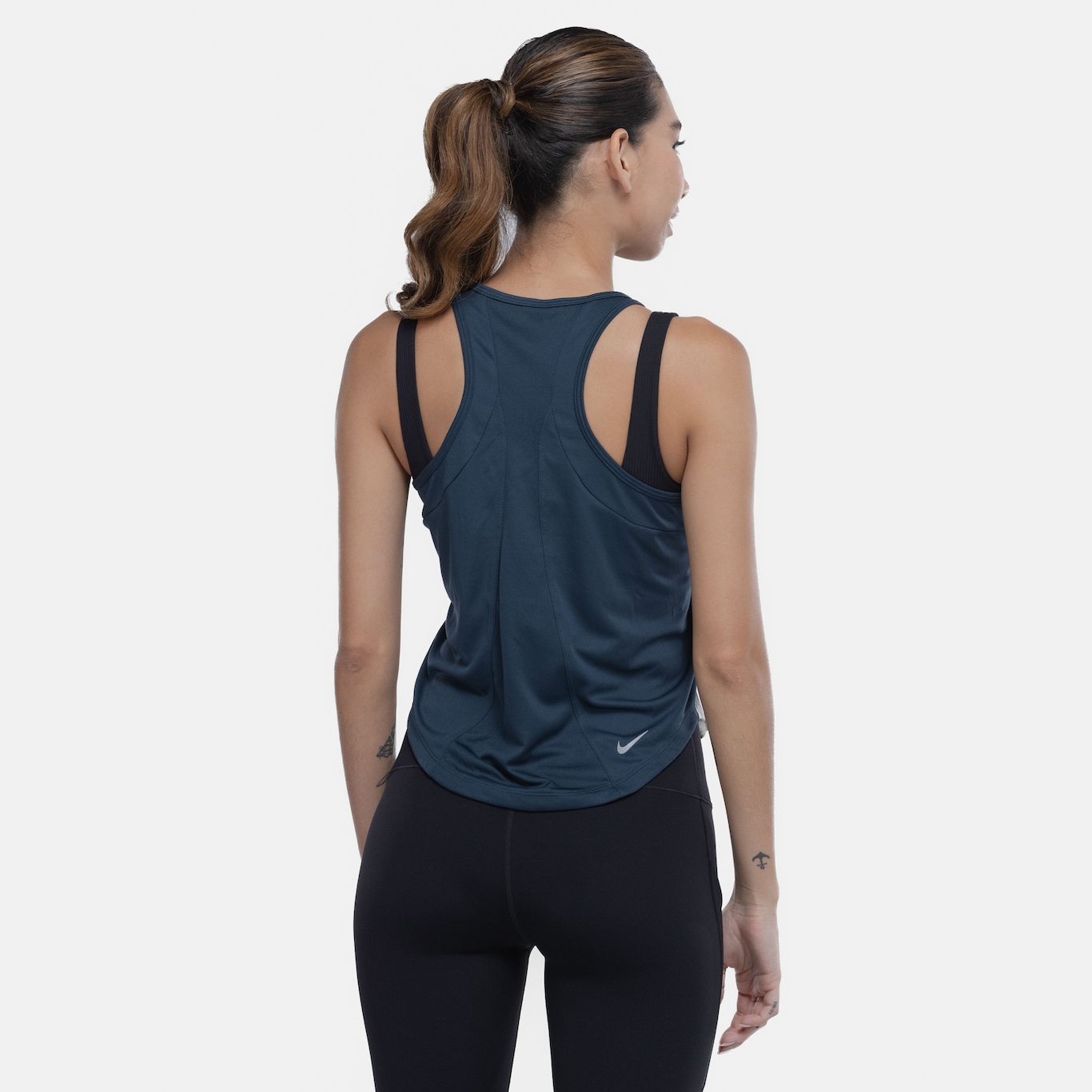 Camiseta Regata Feminina Nike Dri-fit Fast Tanike - Foto 3