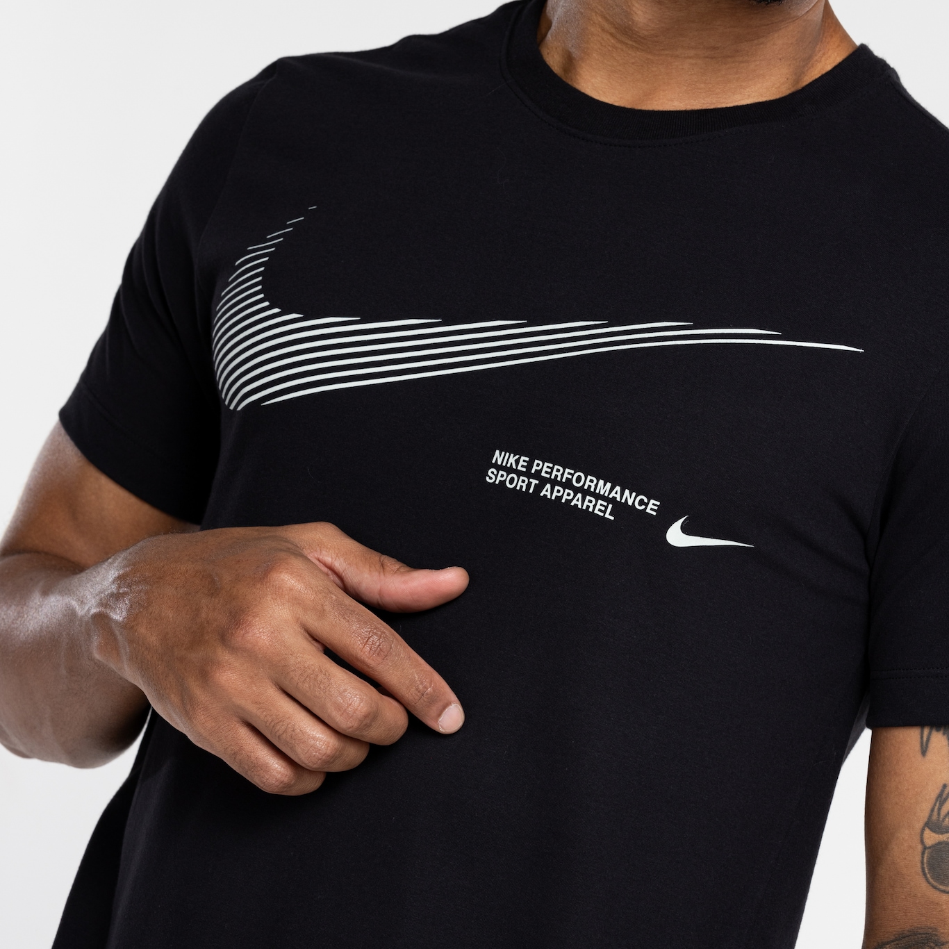 Camiseta Masculina Nike Manga Curta Dri-Fit Tee Flash - Foto 6