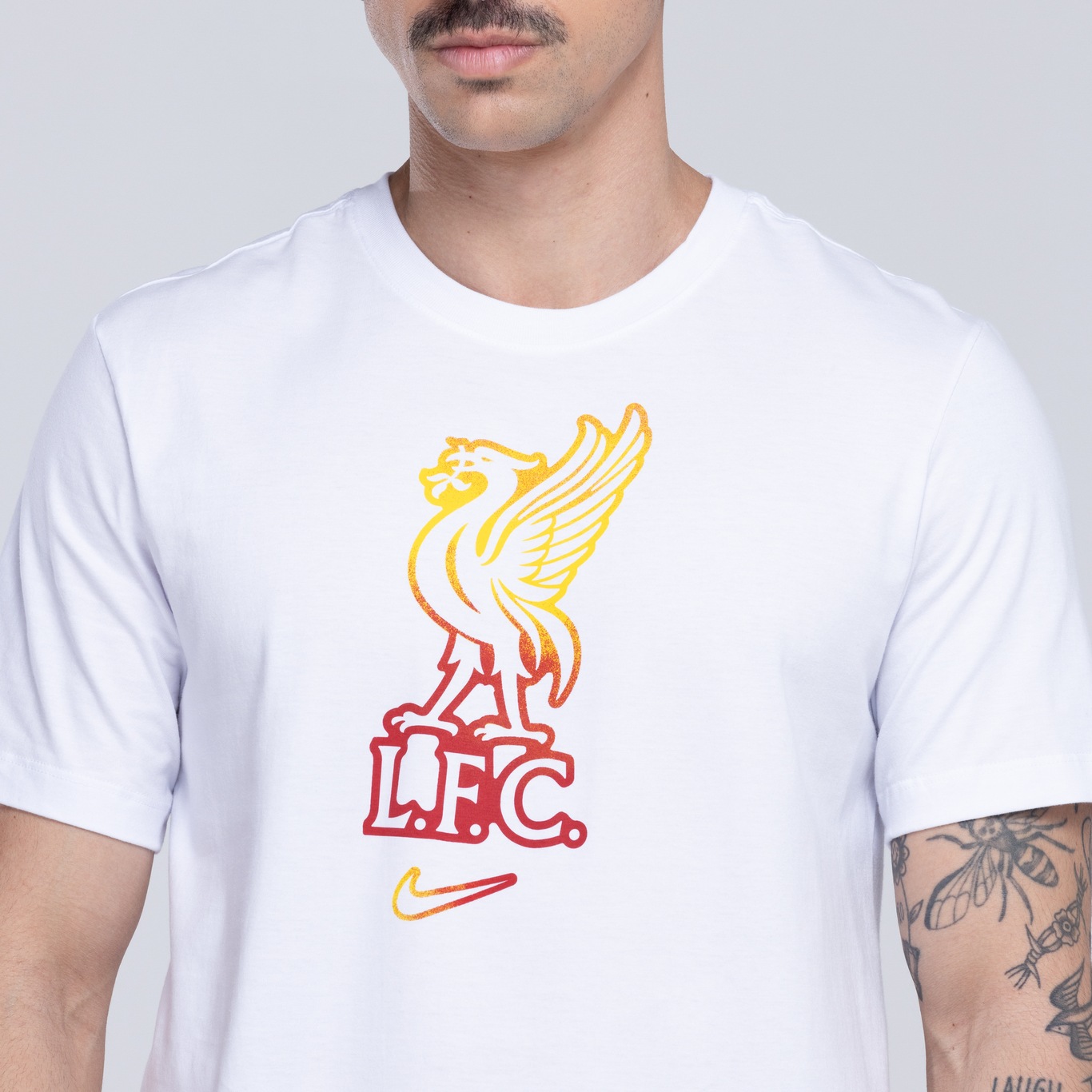 Camiseta do Liverpool Nike Masculina Manga Curta Crest Tee - Foto 6