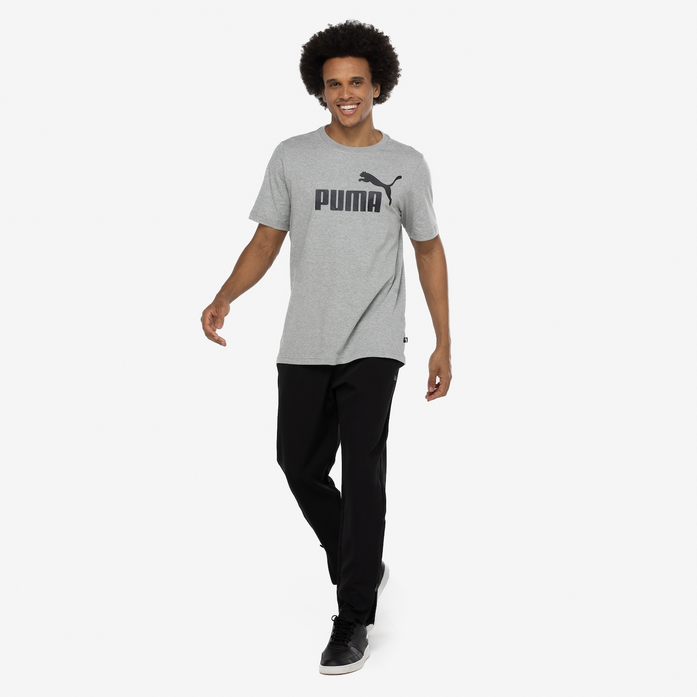 Camiseta Masculina Puma Manga Curta ESS Tee Logo - Foto 4