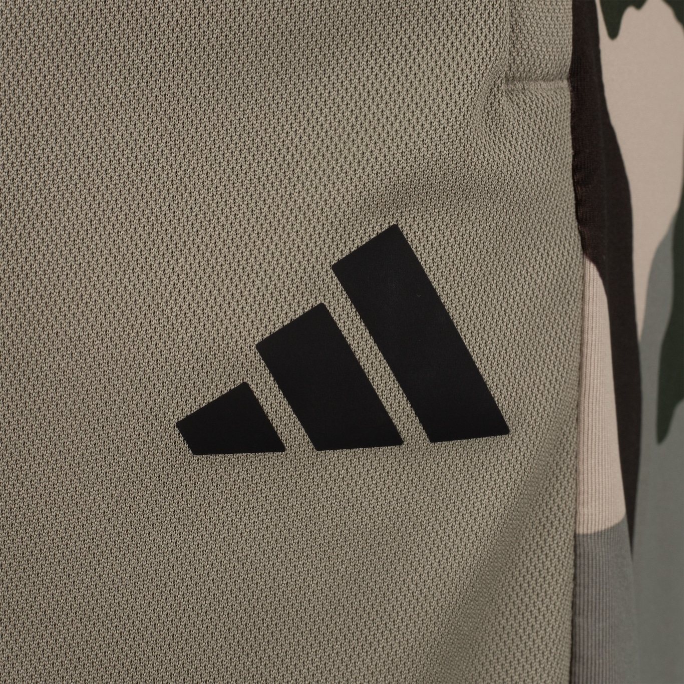 Bermuda Masculina adidas Trino Camuflado - Foto 3