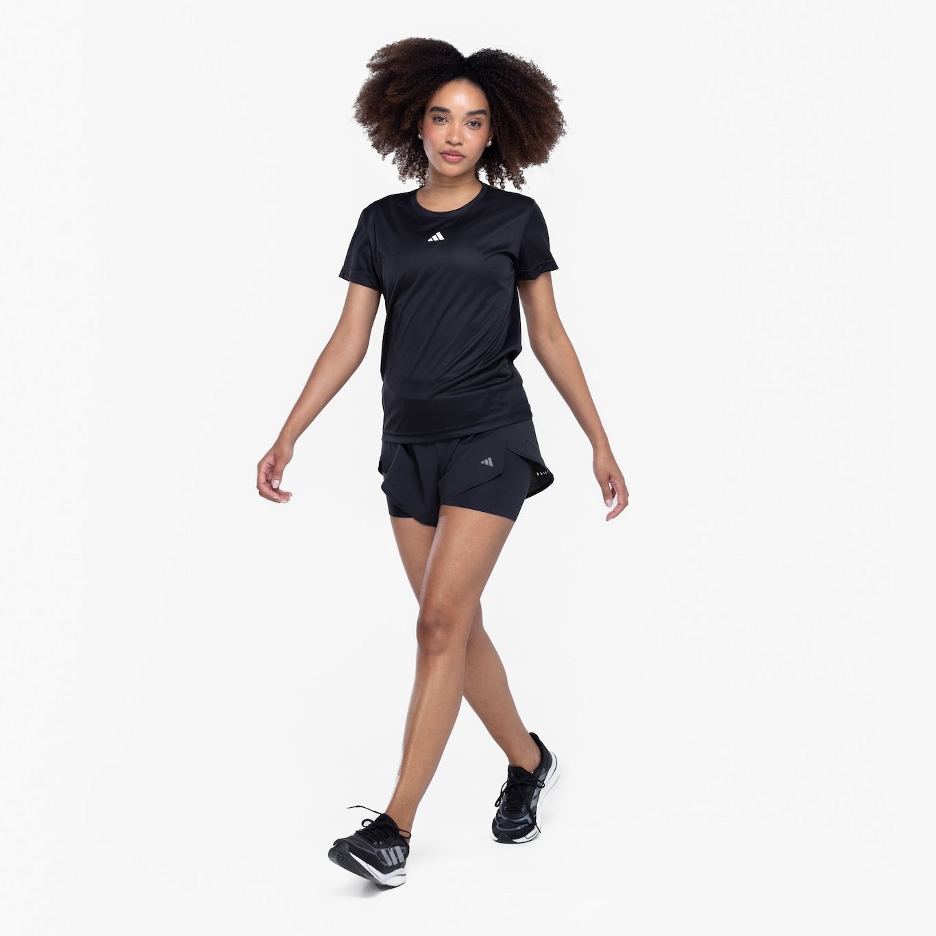 Camiseta Feminina adidas Manga Curta Treino Básica - Foto 4