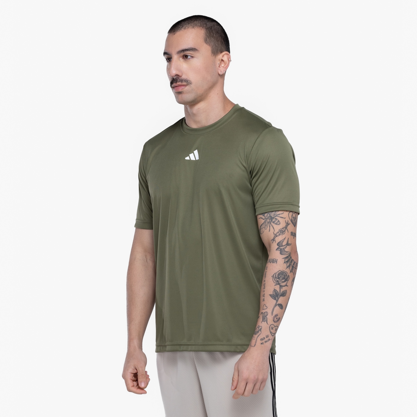 Camiseta Masculina adidas Manga Curta Treino Básica - Foto 5