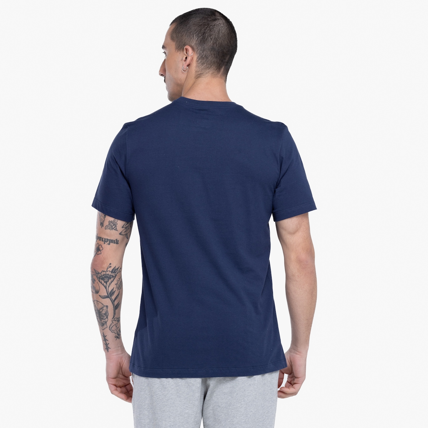 Camiseta Masculina Nike Manga Curta Tee Sportswear - Foto 3