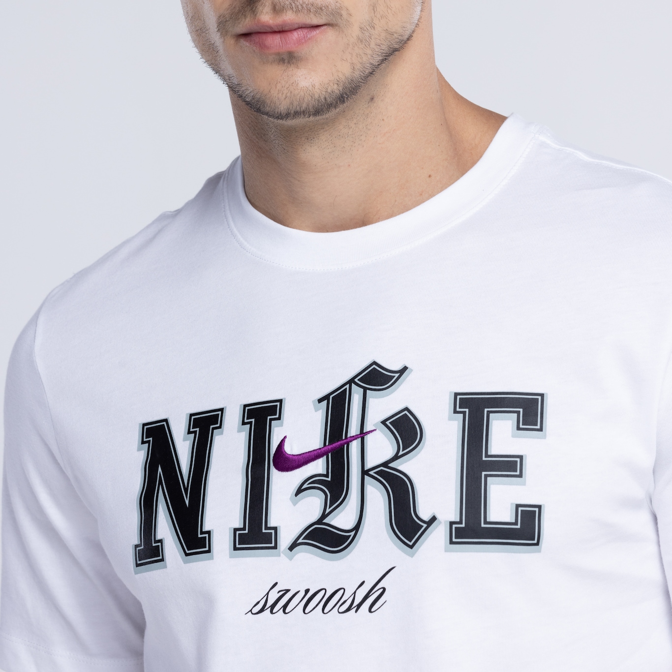 Camiseta Masculina Nike Manga Curta Sportswear Original Cut Hyper Design - Foto 6