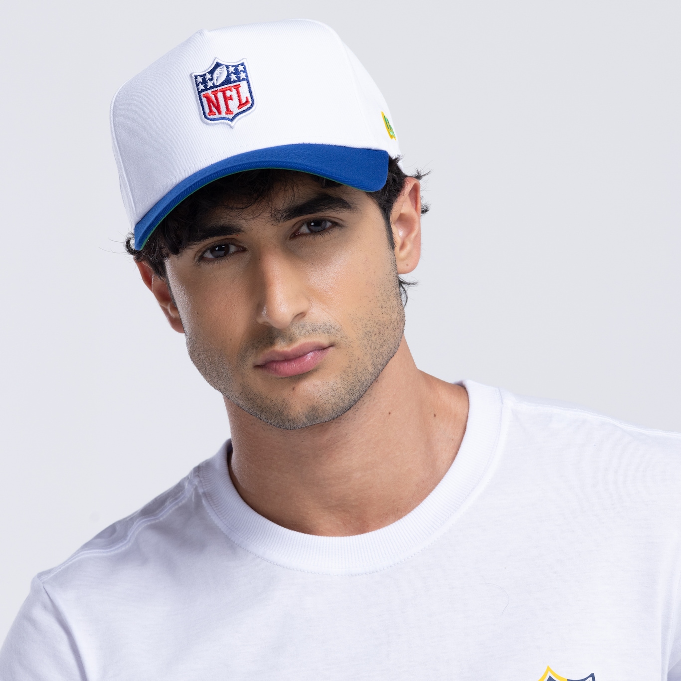 Boné NFL Aba Curva New Era Snapback  940 Trucker AF White Adulto - Foto 2