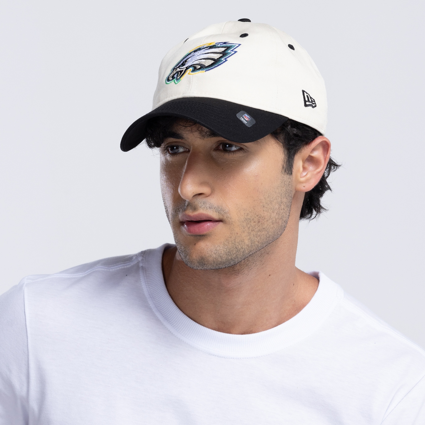 Boné do Philadelphia Eagles NFL Aba Curva New Era Strapback 920 SP Game 2024 Adulto - Foto 2