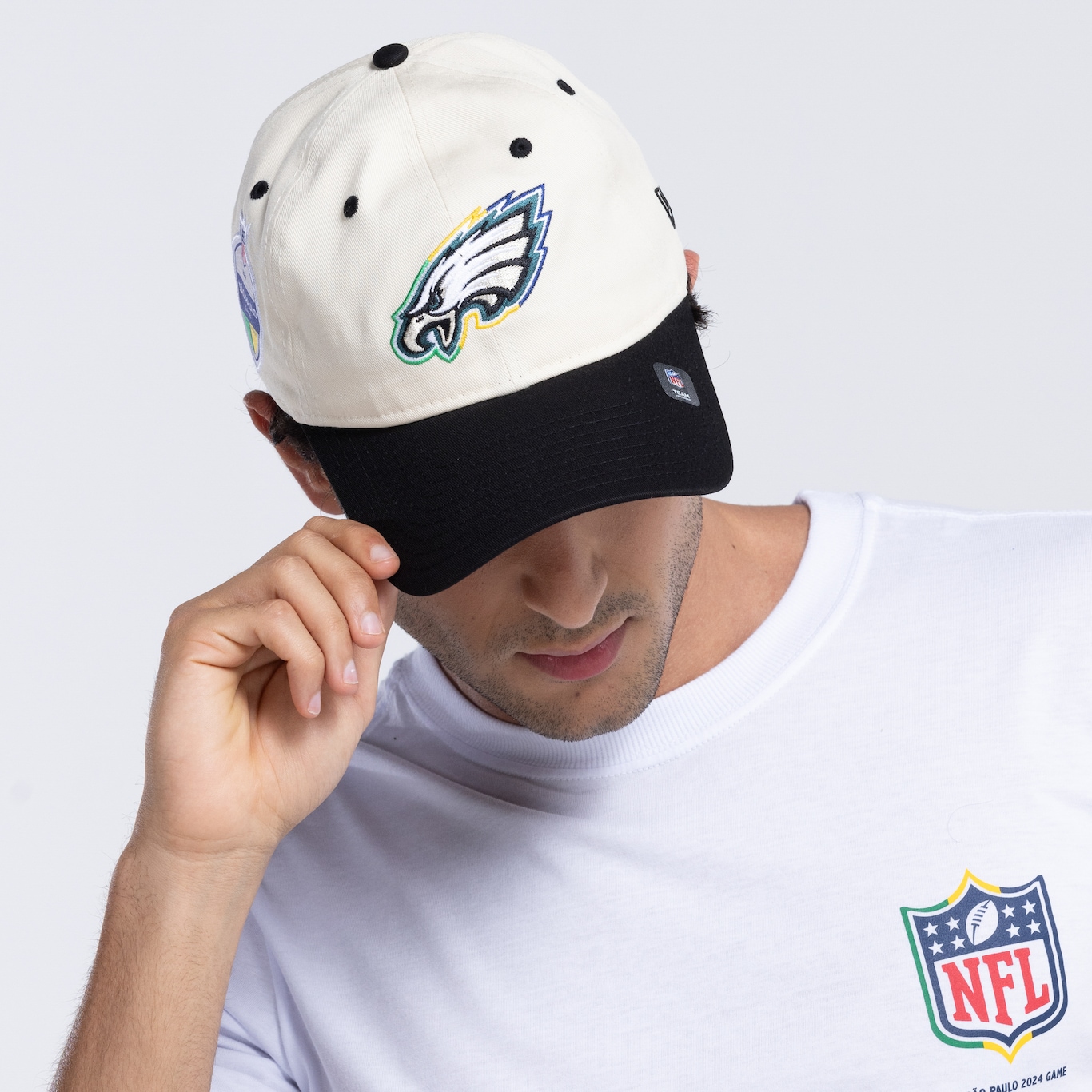 Boné do Philadelphia Eagles NFL Aba Curva New Era Strapback 920 SP Game 2024 Adulto - Foto 5