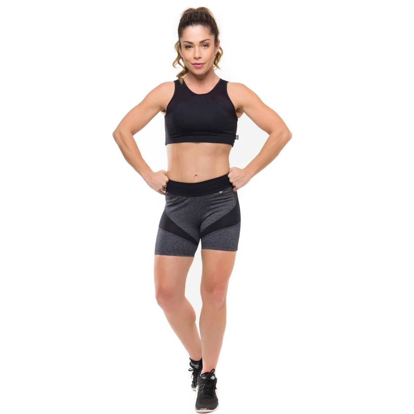 Conjunto Sandy Fitness Basic Power Gym com Proteção Solar UV50+: Blusa  Cropped + Shorts - Feminino