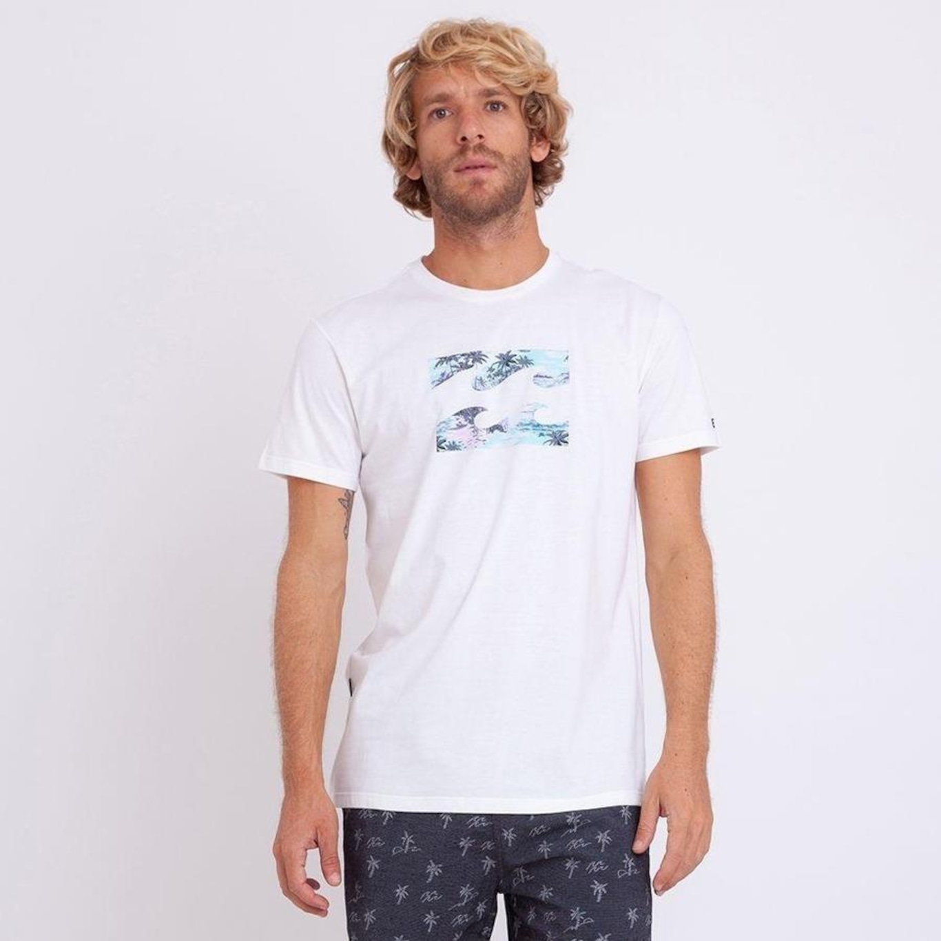 Camiseta Billabong Team Punta Roco Off White - Adulto - Foto 1