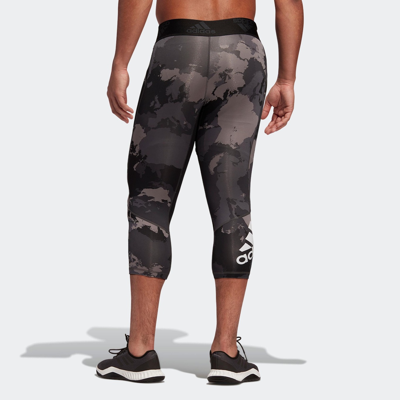 Legging retailer adidas masculina