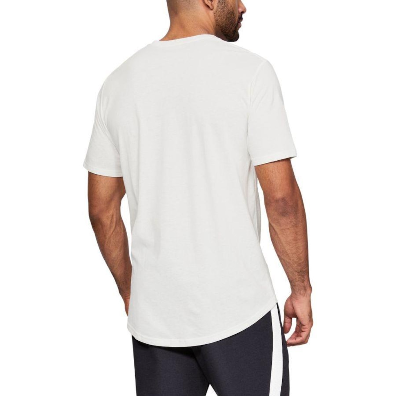 Camiseta Under Armour Pursuit Wordmark Core Tee - Masculina - Foto 4