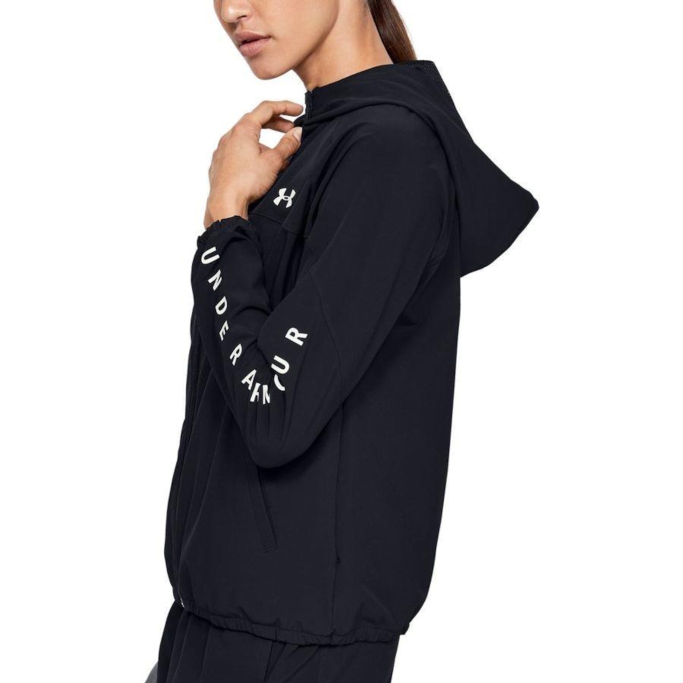 Jaqueta com Capuz Under Armour Woven Hooded - Feminina - Foto 4