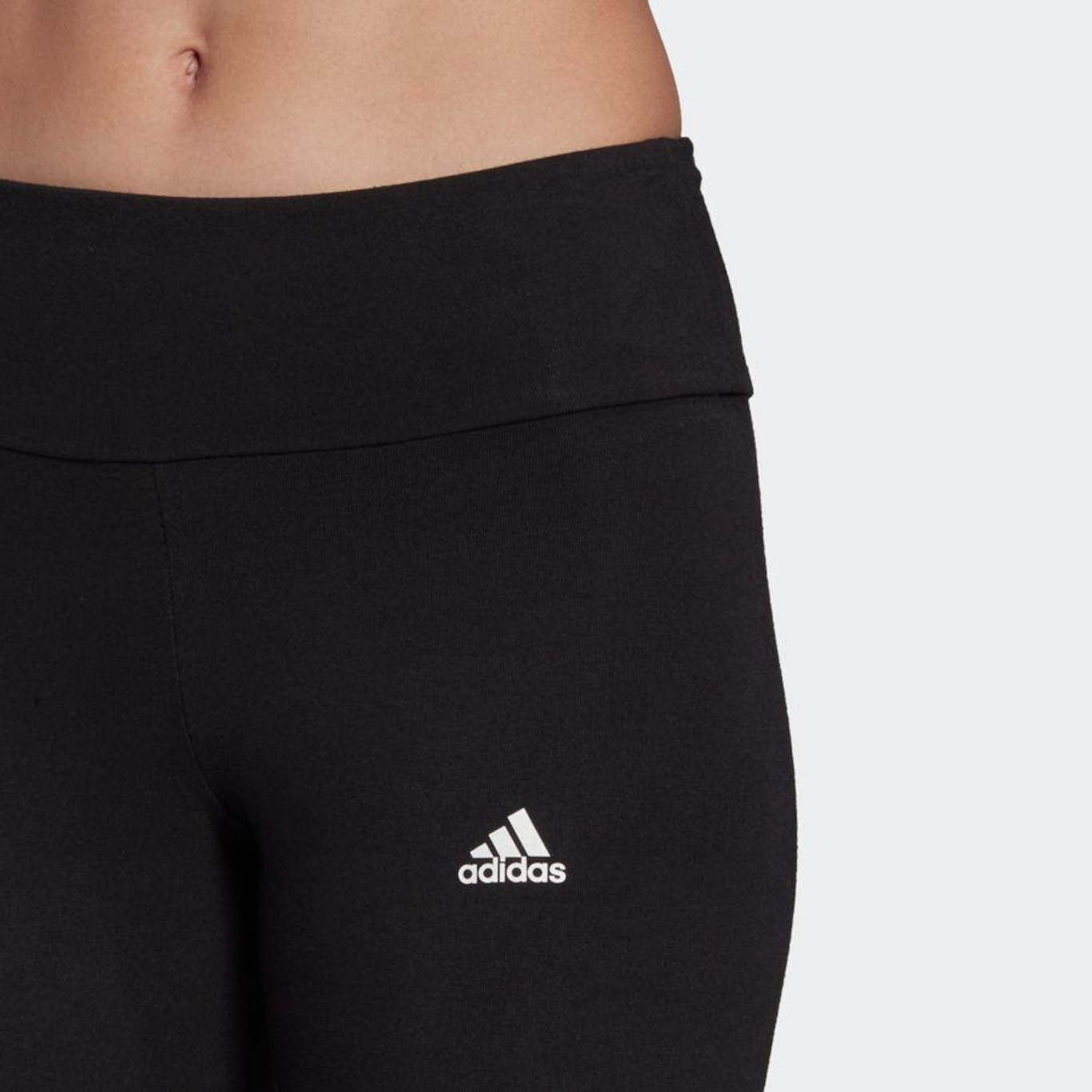 Calça Legging adidas Cintura Alta Essentials Logo - Feminina - Foto 5