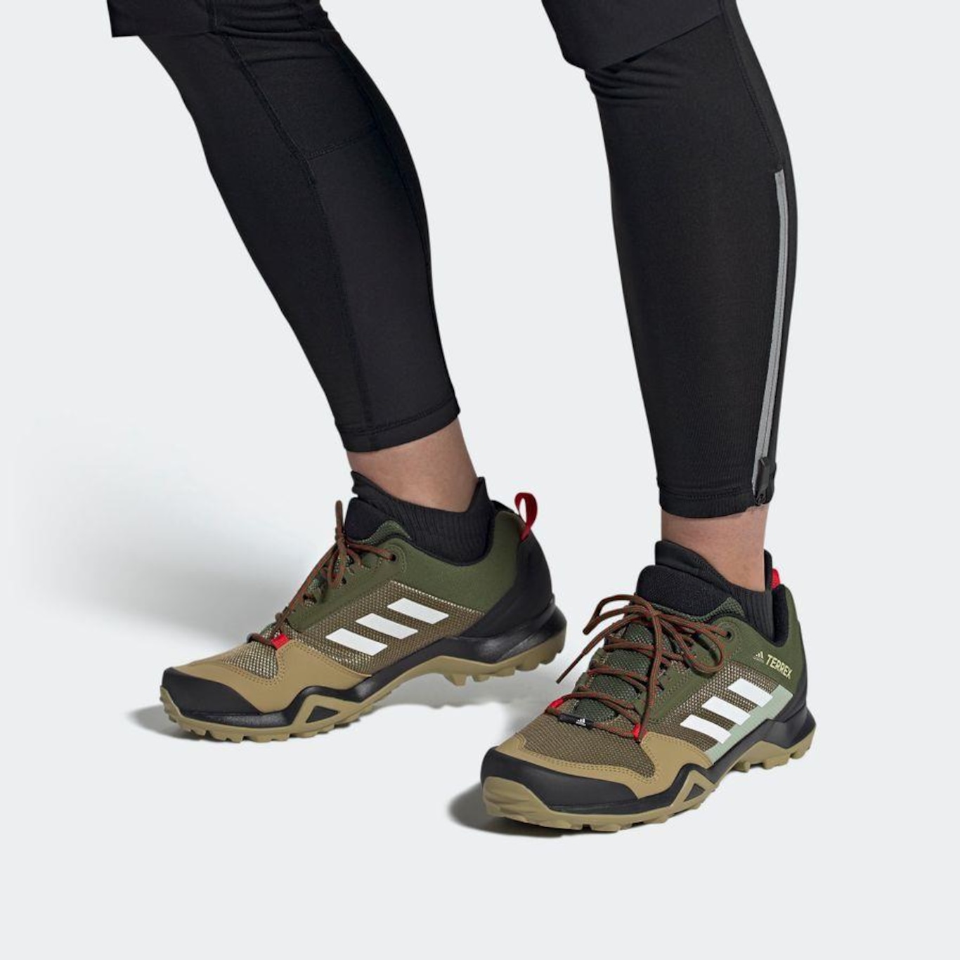 Tênis adidas Terrex AX3 Hiking - Masculino - Foto 3