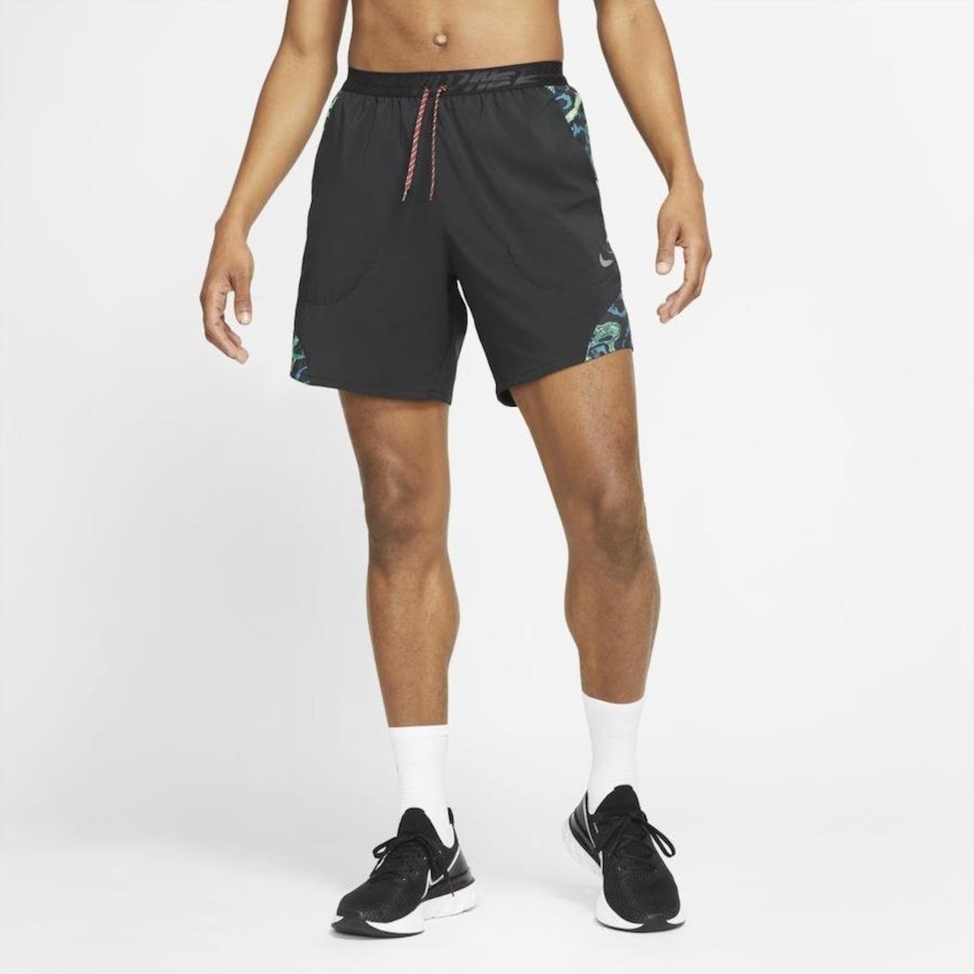 Nike run wild store shorts