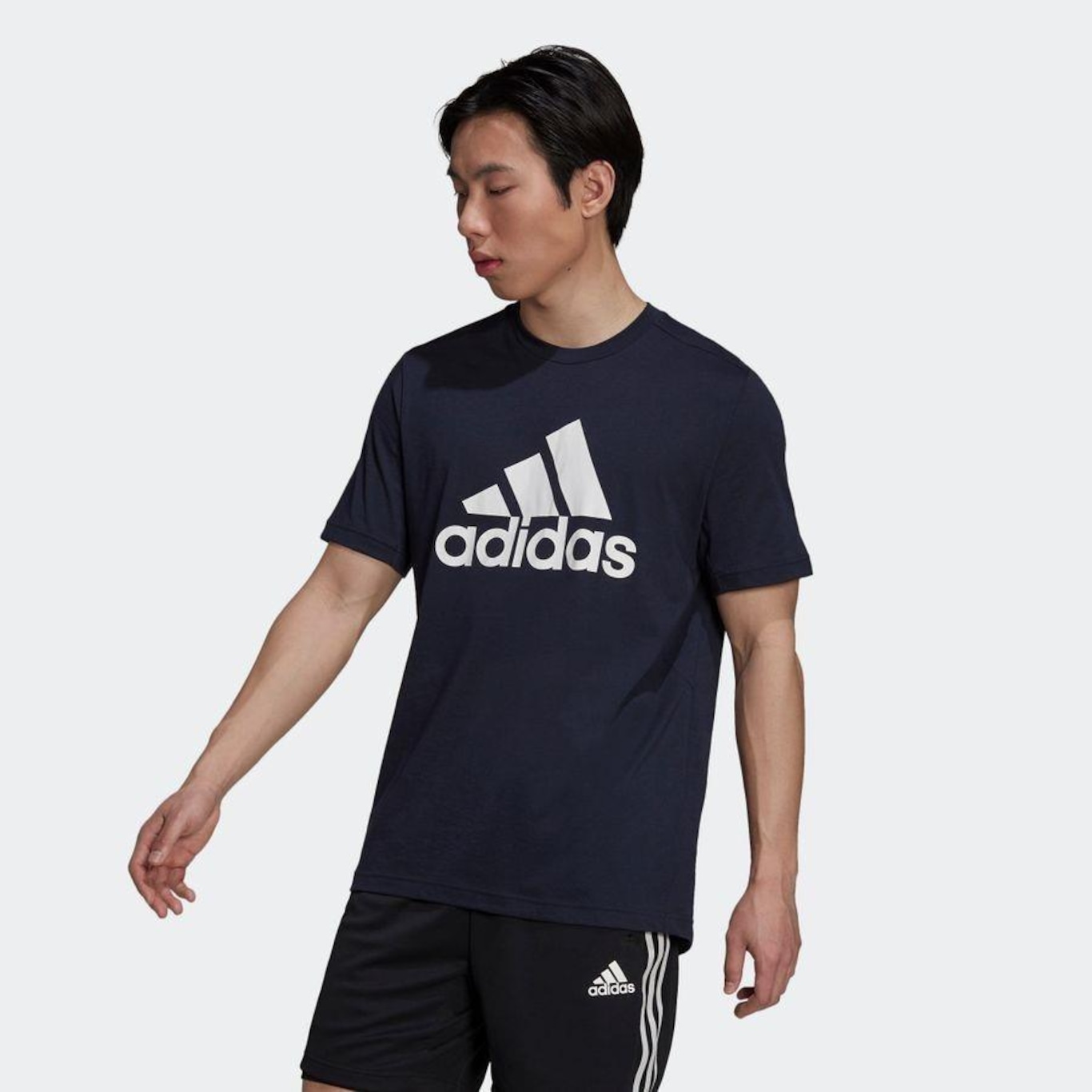 Camiseta adidas D2M Logo Feelready - Masculina - Foto 2