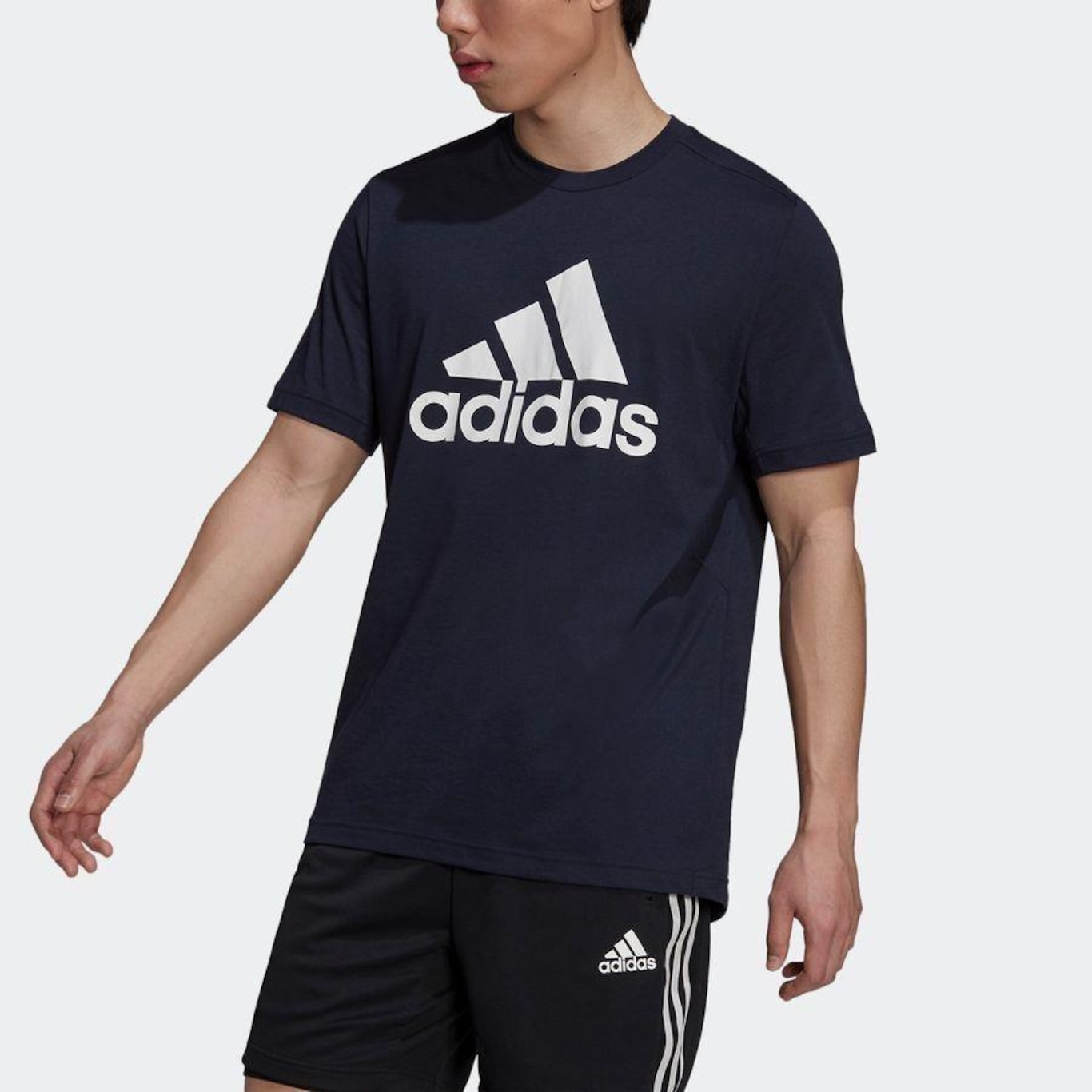 Camiseta adidas D2M Logo Feelready - Masculina - Foto 3