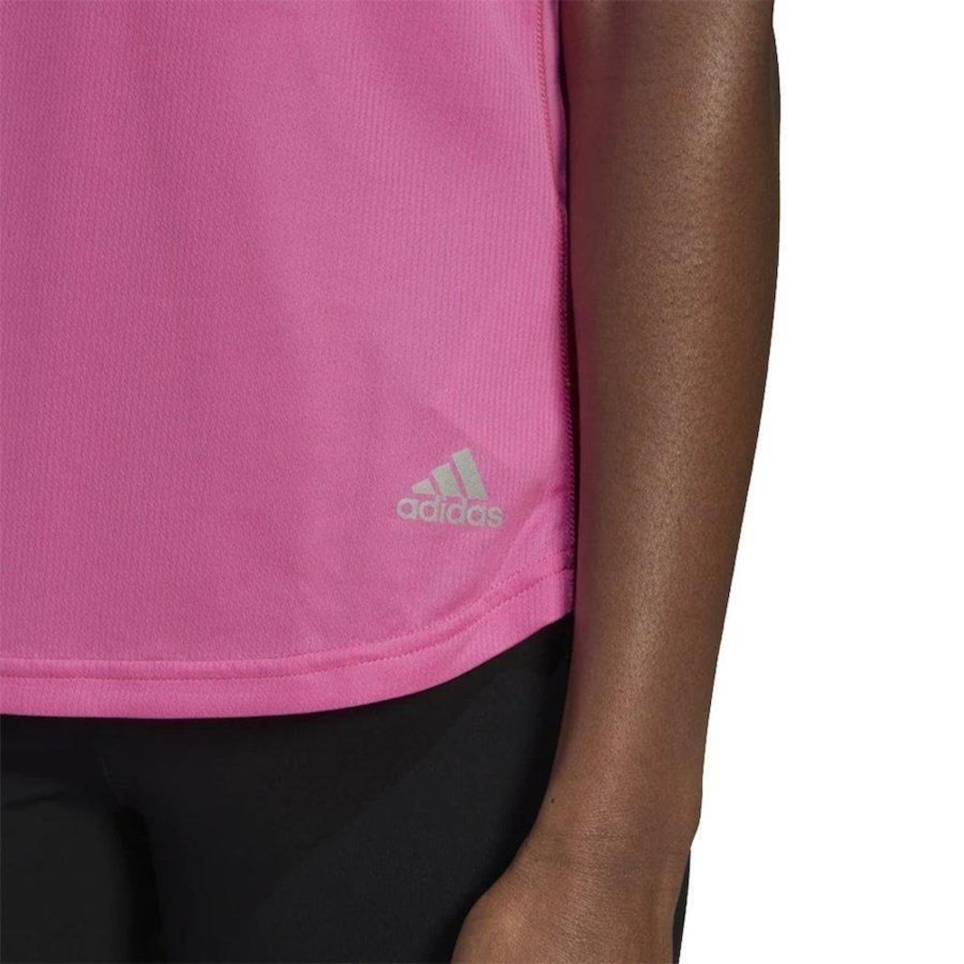 Camiseta adidas Run It Short Sleeve - Feminina - Foto 4