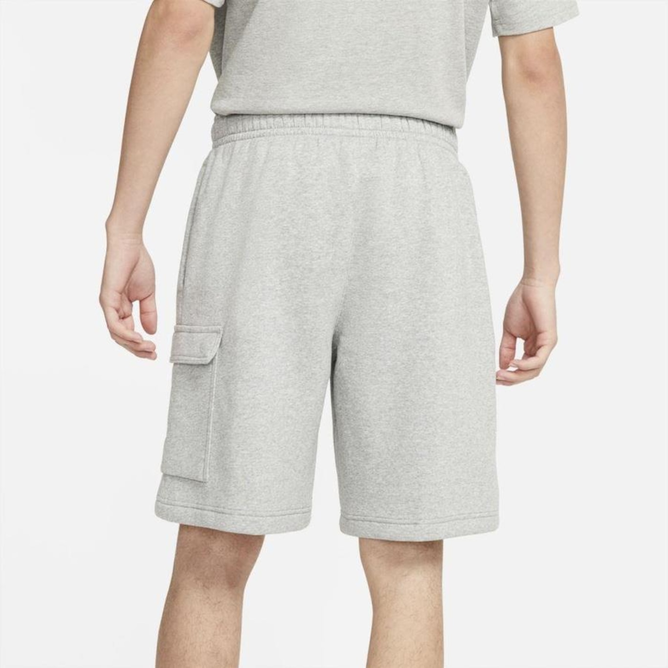 Bermuda Nike Sportswear Club Cargo - Masculino - Foto 3