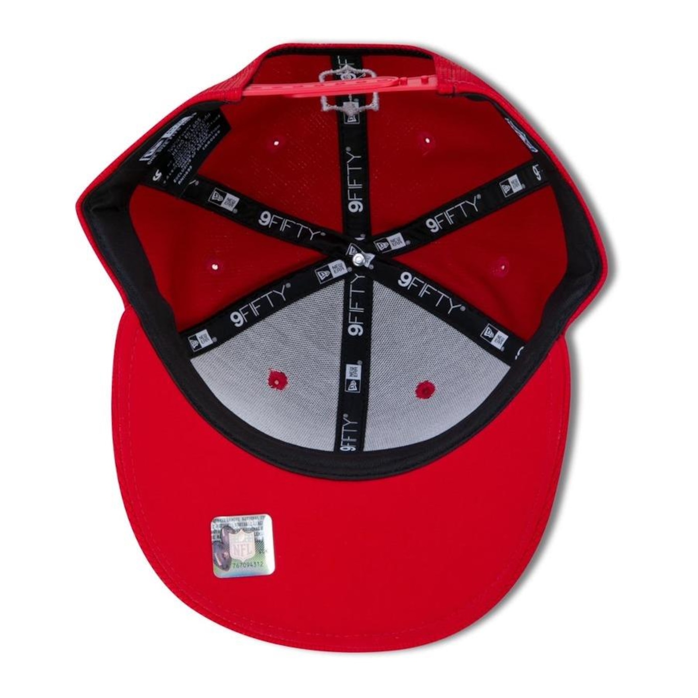 Boné Aba Reta New Era 9Fifty Tampa Bay Buccaneers Sideline Cold Weather - Snapback - Adulto - Foto 5