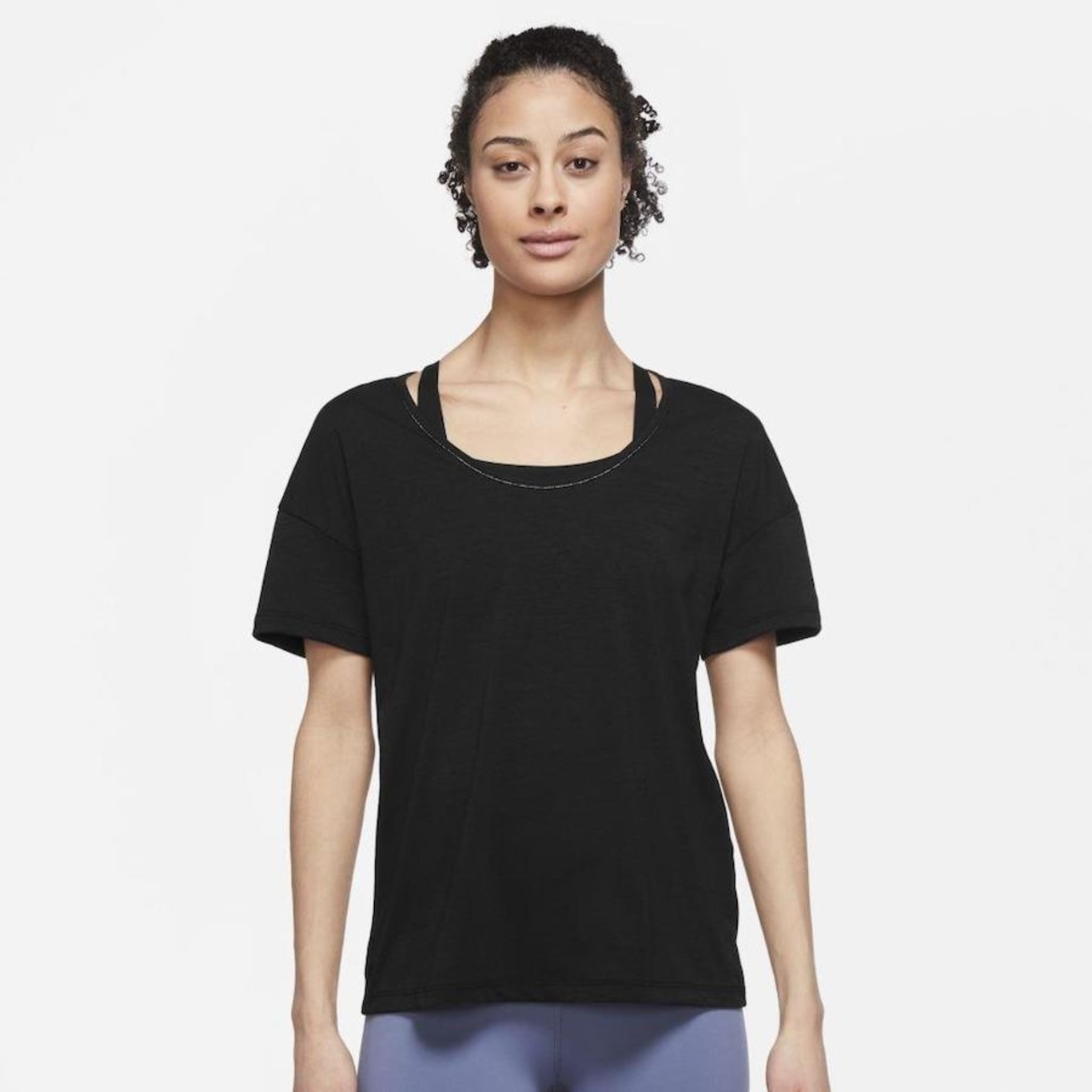 Camiseta Nike Yoga Dri-FIT - Feminina