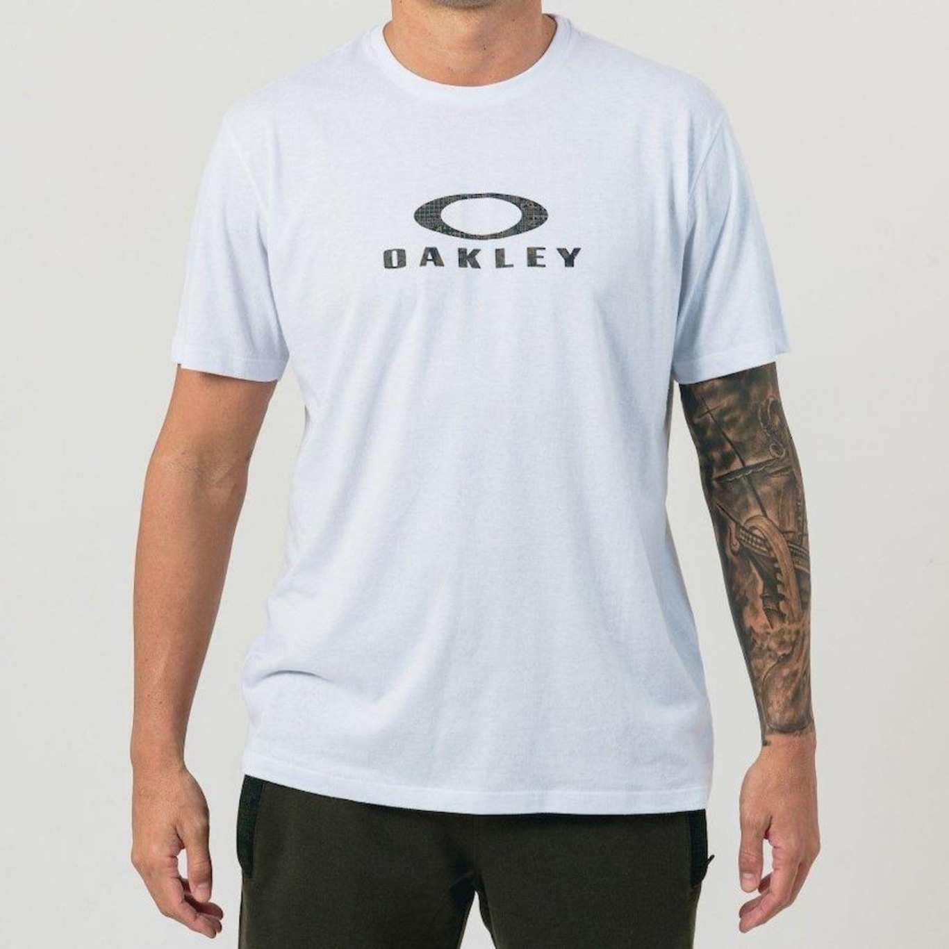 Camiseta Oakley Classic Logo White os melhores preços