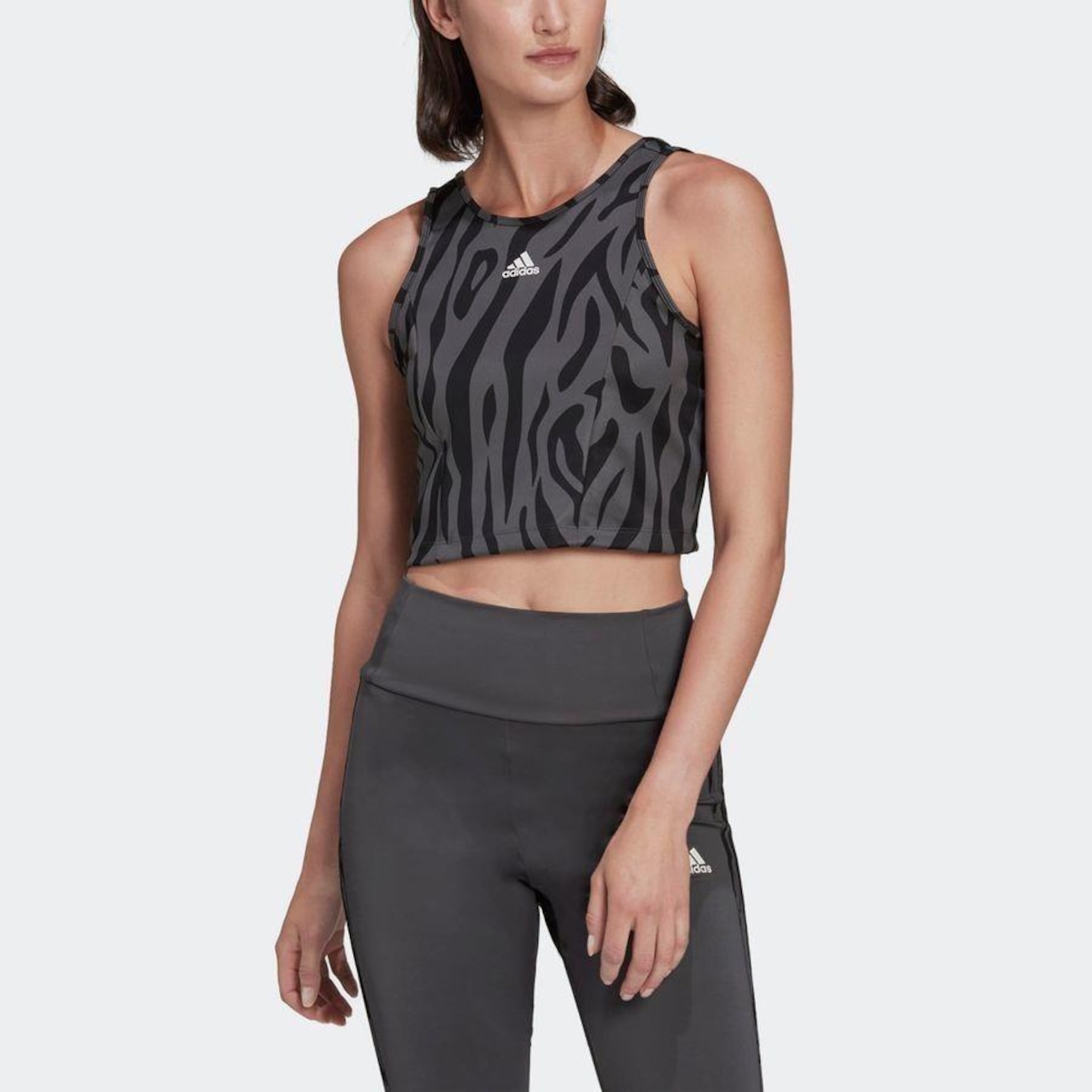 Top Fitness Cropped adidas AEROREADY Designed to Move Tiger-Print - Adulto - Foto 4