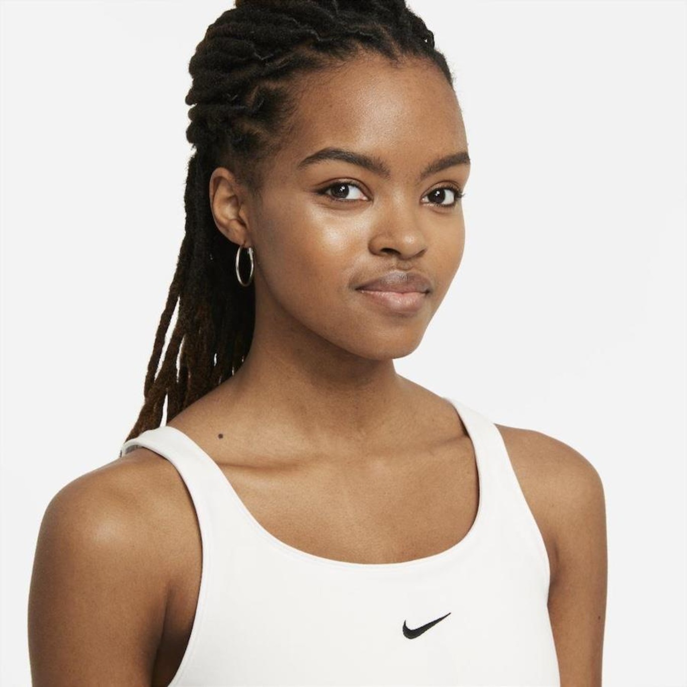 Camiseta Regata Nike Sportswear Essential - Feminina