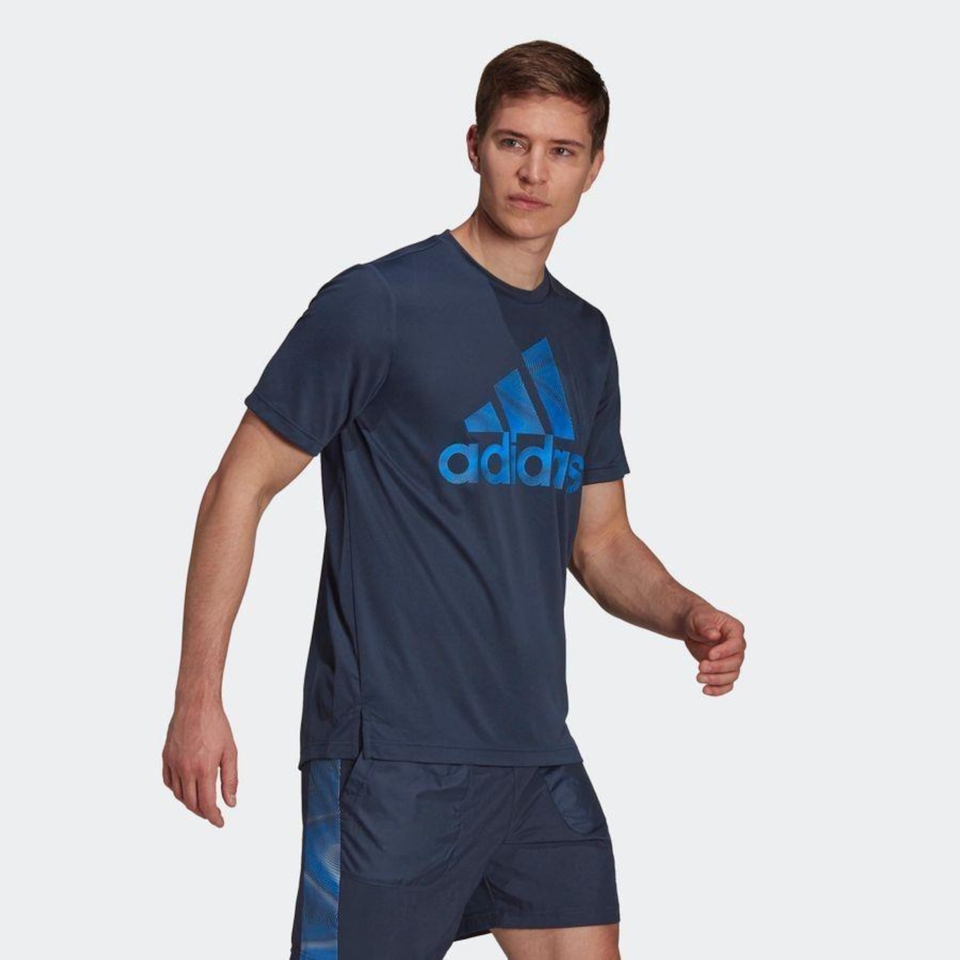 Camiseta adidas Season T - Masculina - Foto 6