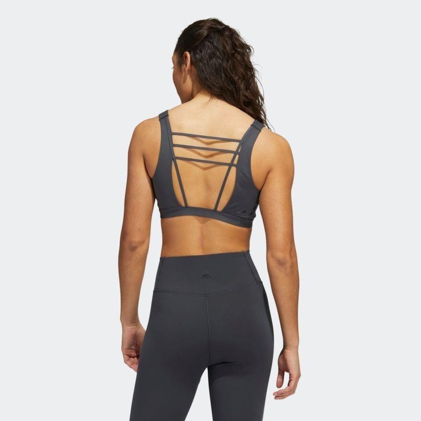 Top Fitness adidas Suporte Leve Yoga Studio Luxe - Adulto - Foto 4