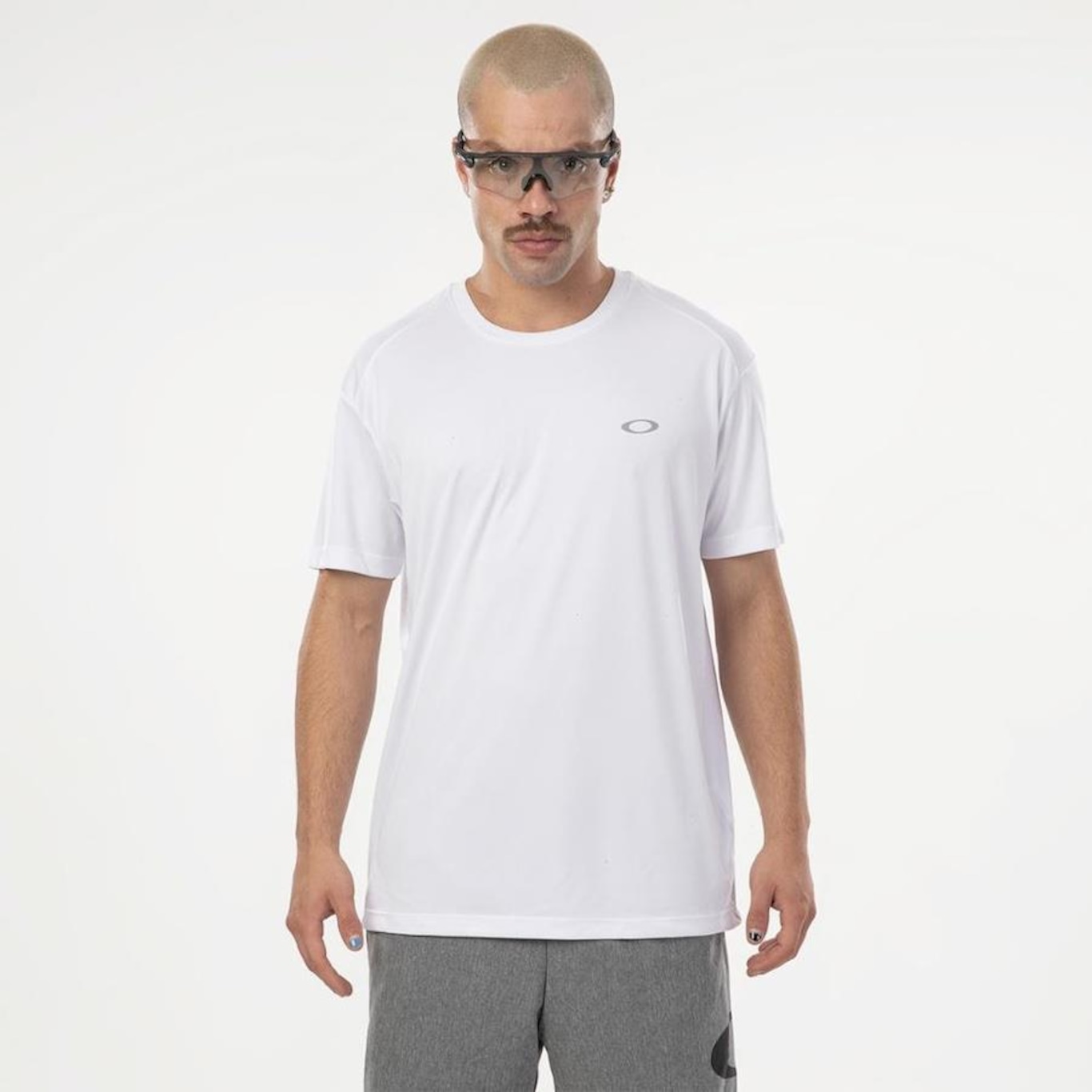 Camiseta Oakley Daily Sport LS III - Masculina em Promoção