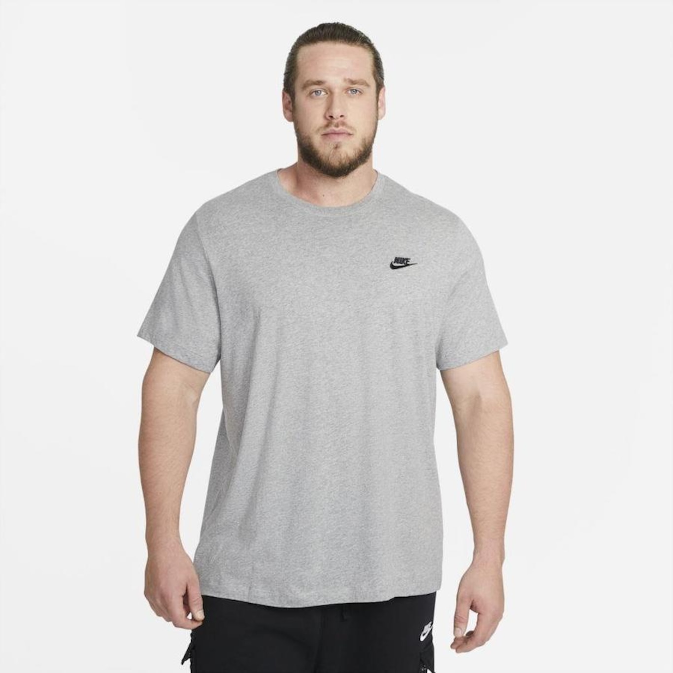 Camiseta Nike Sportswear Club - Masculina - Foto 5