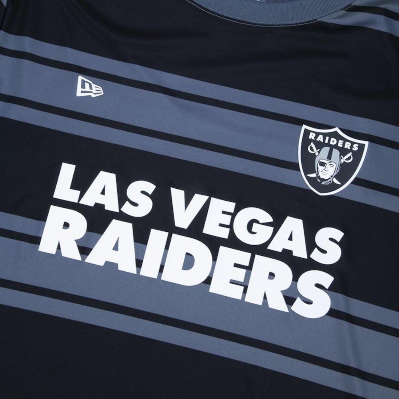 Camiseta New Era Las Vegas Raiders Soccer Style Lines  - Masculina - Foto 3