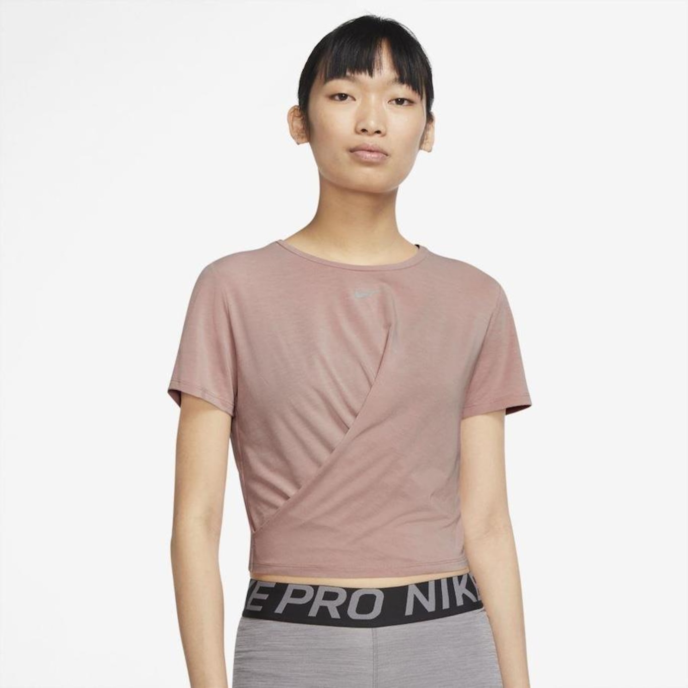 Camiseta Nike One Luxe - Feminina em Promoção