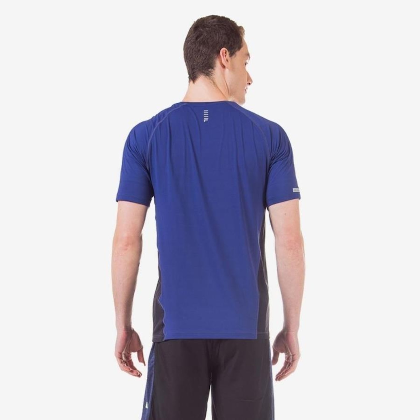 Camiseta Fila Performance Light Reflect - Masculina - Foto 3