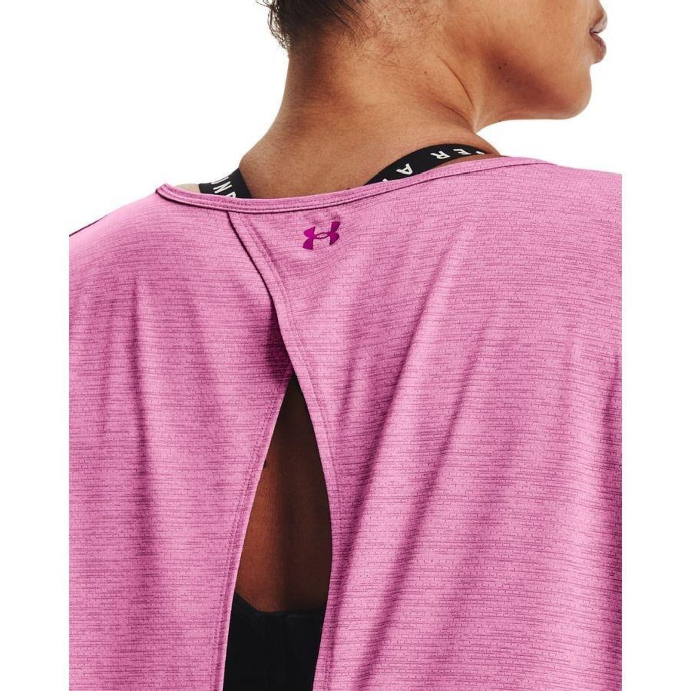 Camiseta Under Armour Tech Vent - Feminina - Foto 4