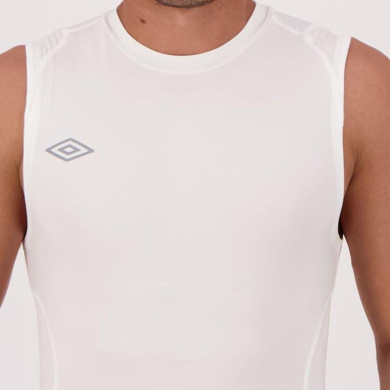 Camiseta Regata Térmica Umbro Crew - Masculina - Foto 4