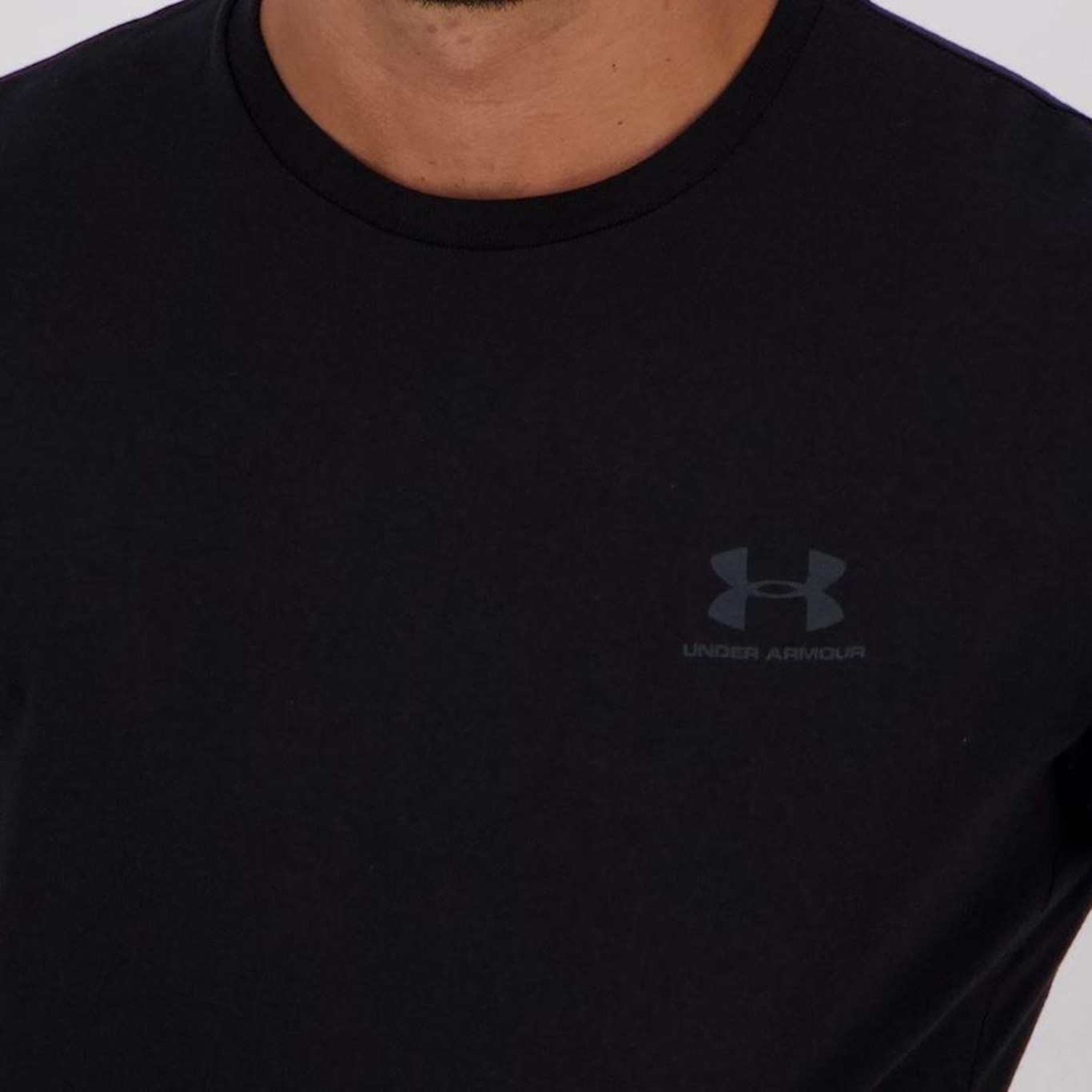 Camiseta Under Armour Sportstyle Left Chest - Masculina - Foto 4