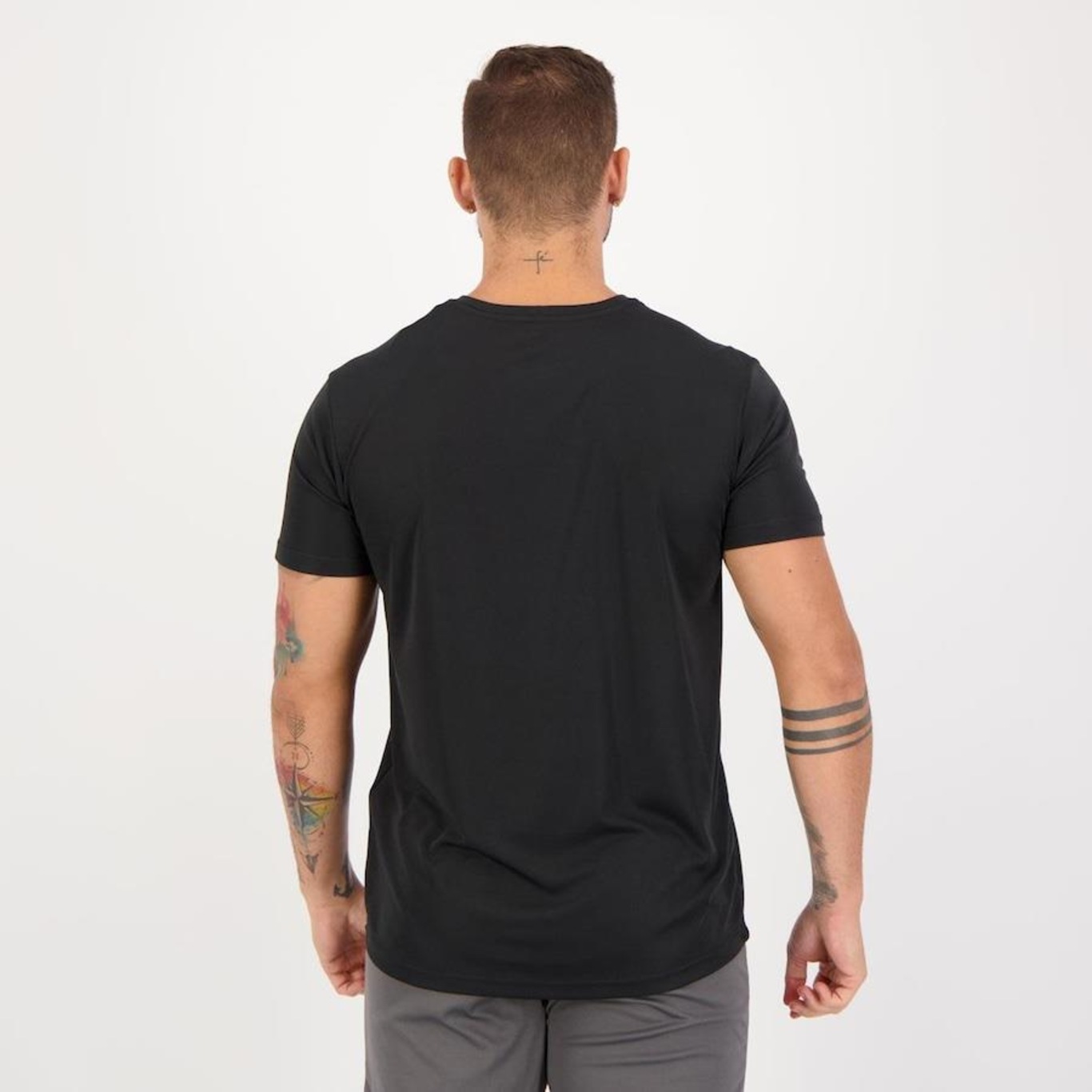 Camiseta Oakley Daily Sport III Masculina - Escorrega o Preço