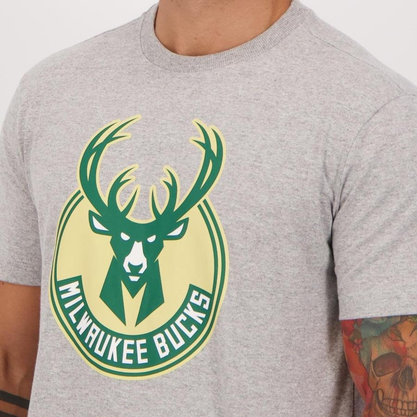 Camiseta New Era NBA Milwaukee Bucks - Masculina - Foto 4